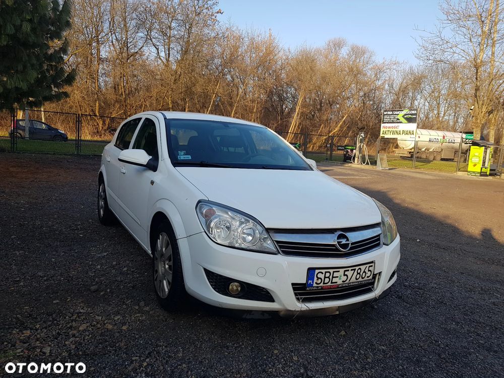 Opel Astra 1.7 CDTI Cosmo - 3