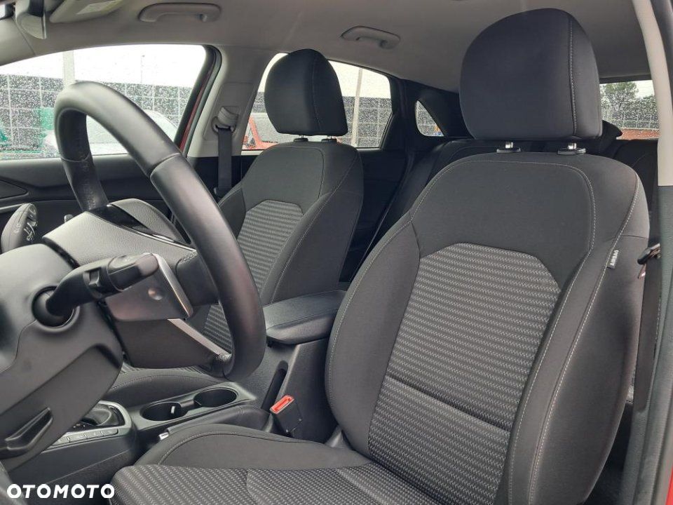 Kia Ceed - 12