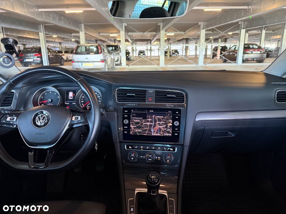 Volkswagen Golf 1.5 TSI BMT Comfortline - 13