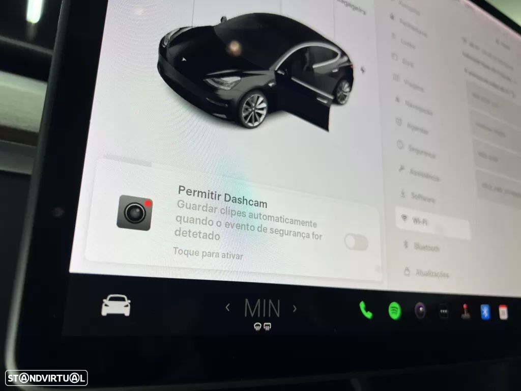 Tesla Model 3 Long-Range Dual Motor AWD - 30