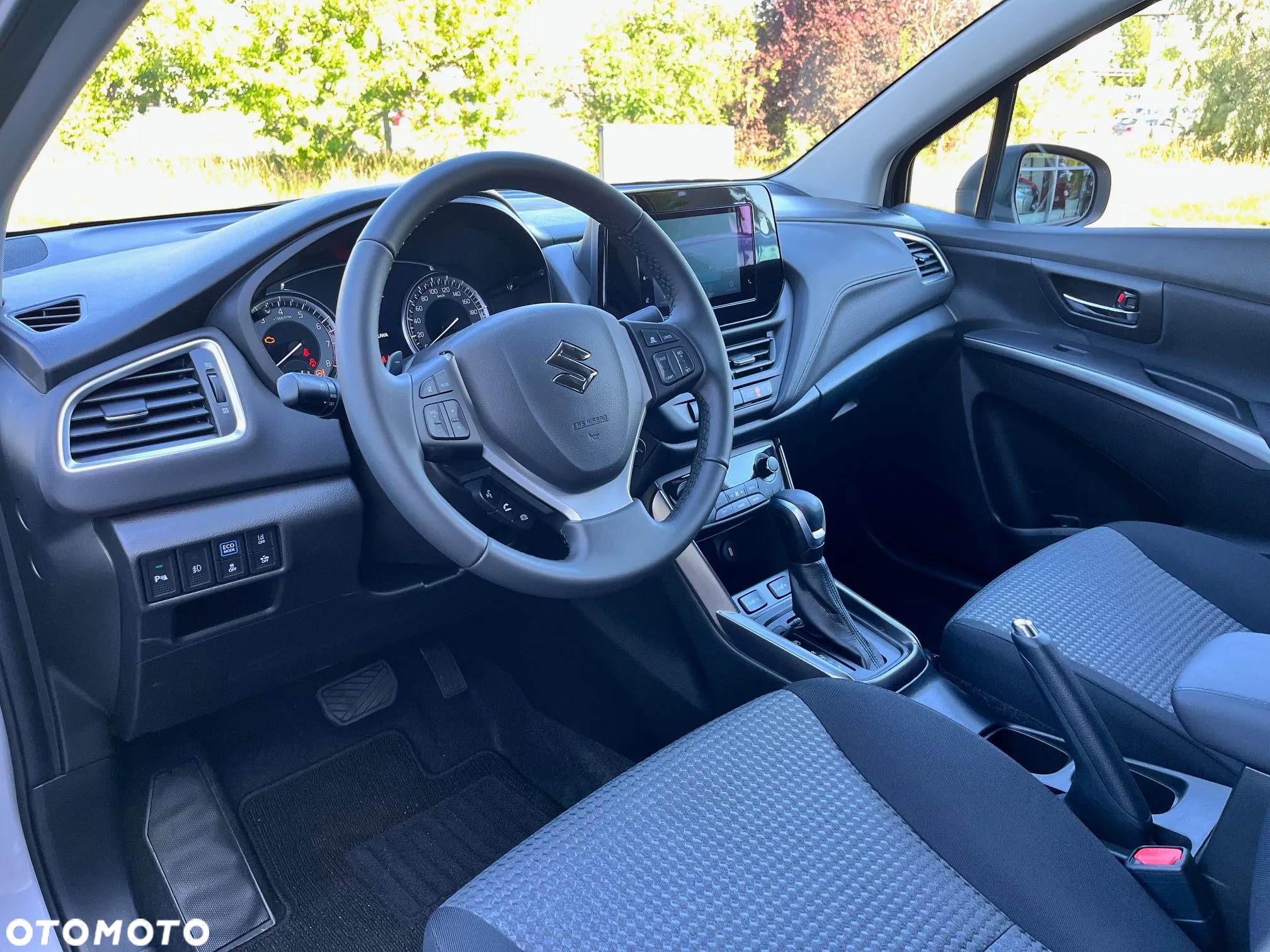 Suzuki SX4 S-Cross 1.5 DualJet Hybrid Premium AGS - 16