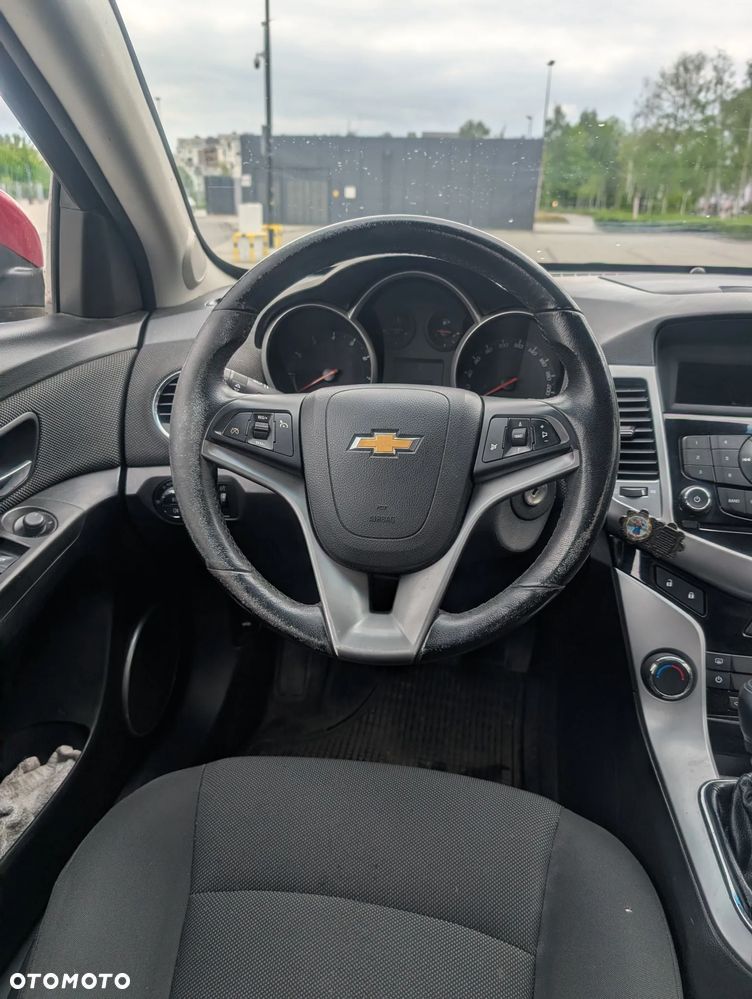 Chevrolet Cruze 1.8 LTZ - 17