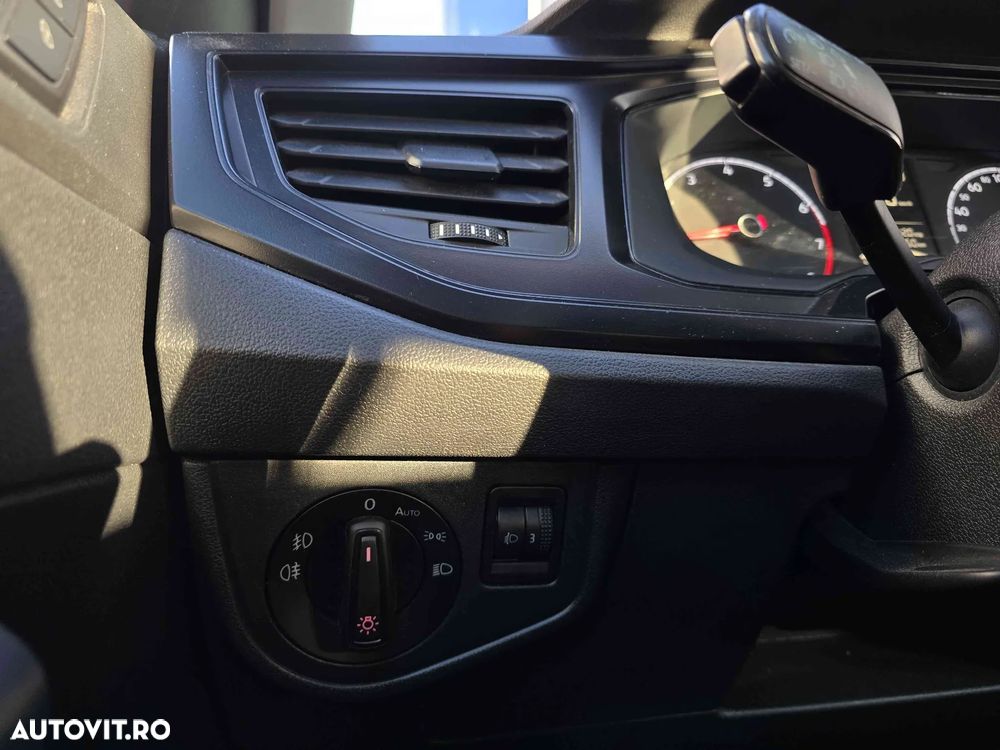 Volkswagen Polo - 13