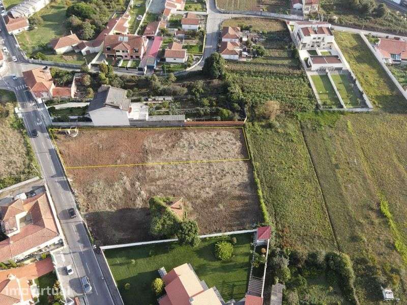 Terreno com 2.239 m² e Vista Mar Definitiva – Silvalde, Espinho - Grande imagem: 3/3