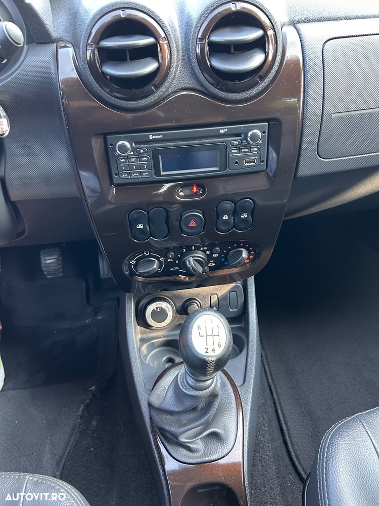 Dacia Duster 1.6 4x4 Prestige - 8