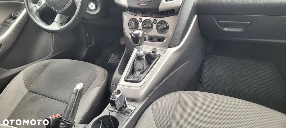 Ford Focus 1.6 TDCi Edition - 19