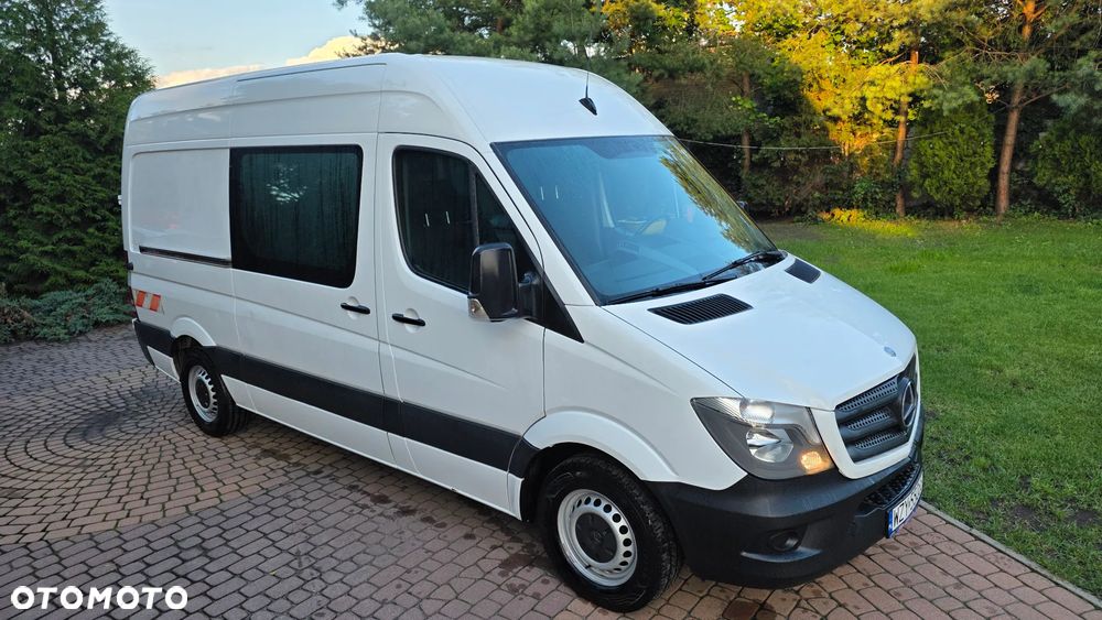 Mercedes-Benz Sprinter - 11