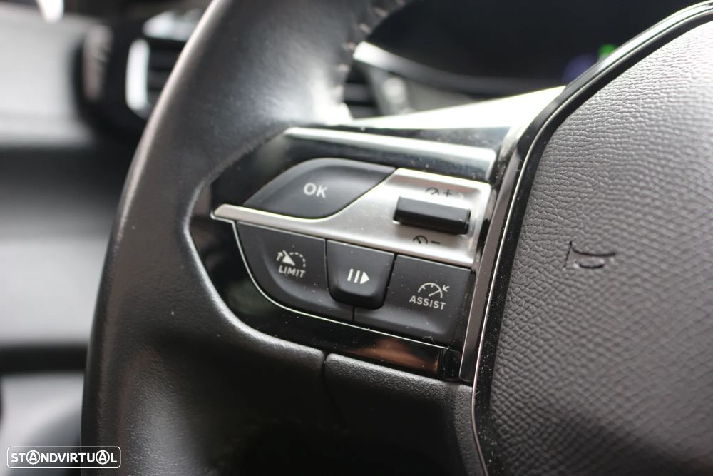 Peugeot 308 SW 1.6 Hybrid Active Pack e-EAT8 - 22