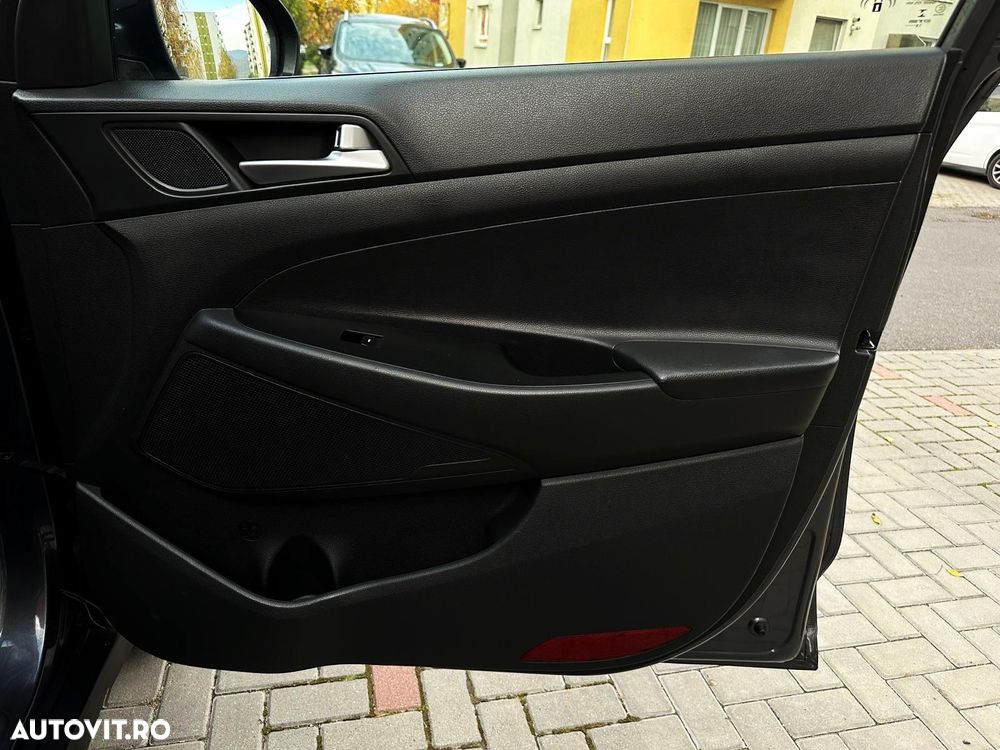 Hyundai Tucson blue 1.7 CRDi 2WD DCT Style - 26