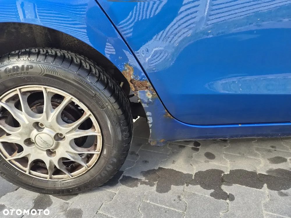 Toyota Yaris 1.0 Luna - 8