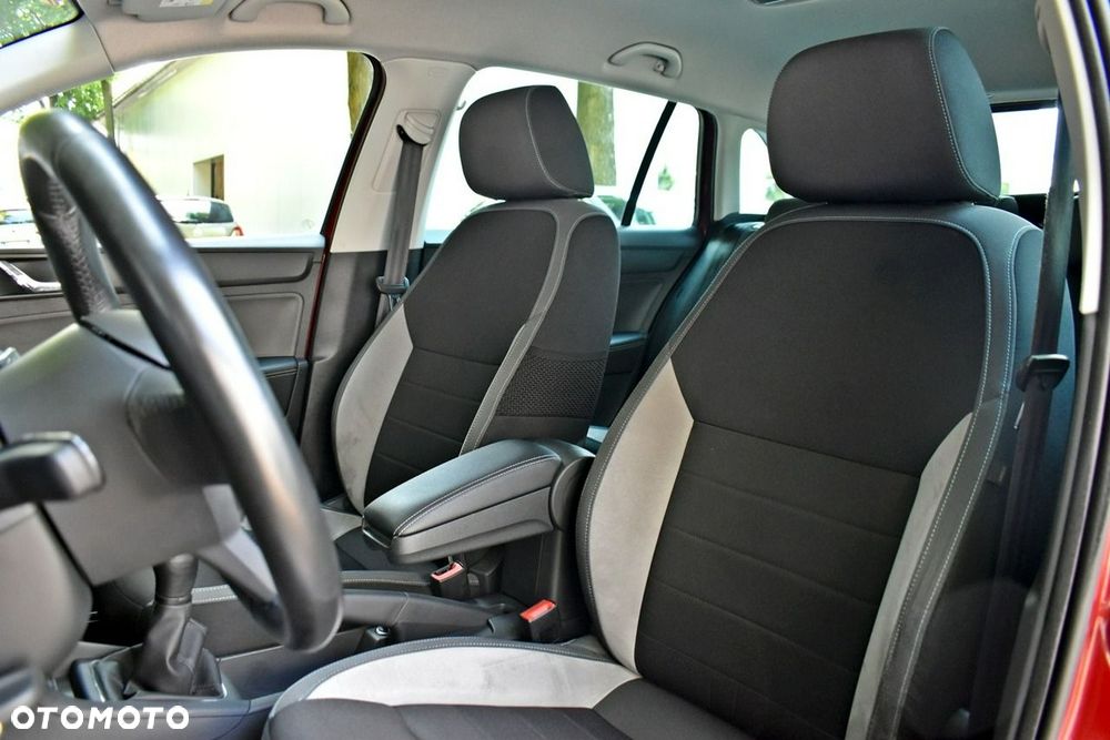 Skoda RAPID 1.2 TSI Joy - 10