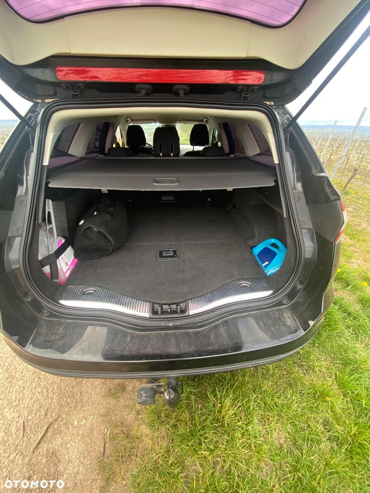 Ford Mondeo ver-1-5-tdci-start--stopp-titanium - 8