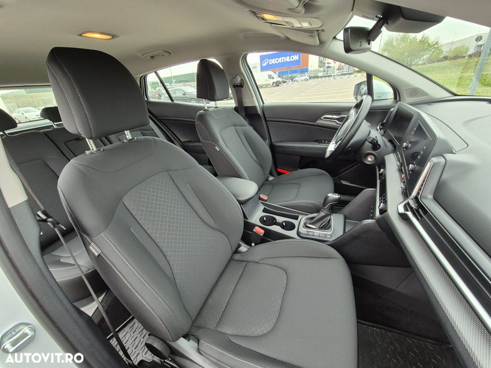 Kia Sportage 1.6 T-GDI MHEV 6MT 4x2 Urban - 8