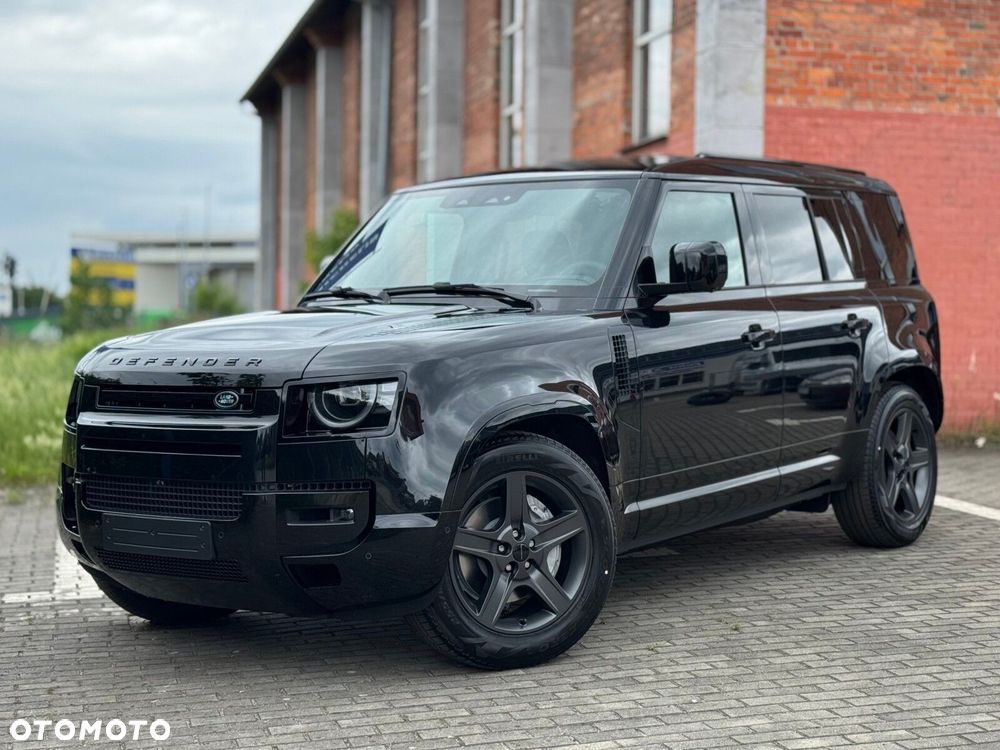 Land Rover Defender - 2