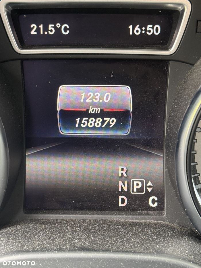 Mercedes-Benz CLA 250 7G-DCT AMG Line - 6