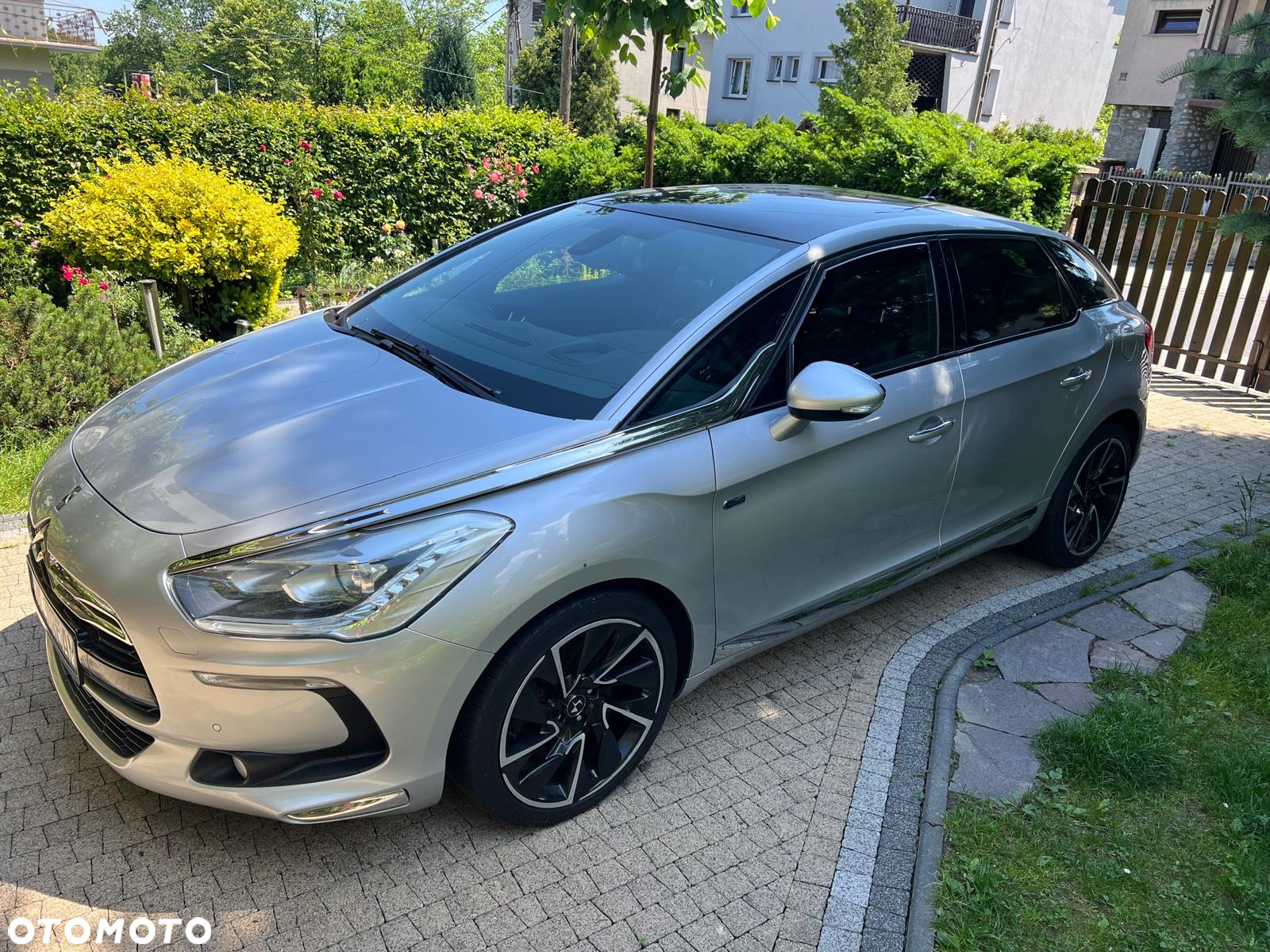 Citroën DS5 2.0 HDi Hybrid4 SportChic MCP - 25