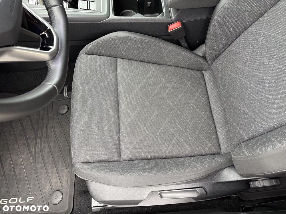 Volkswagen Golf VIII 2.0 TDI Life DSG - 11