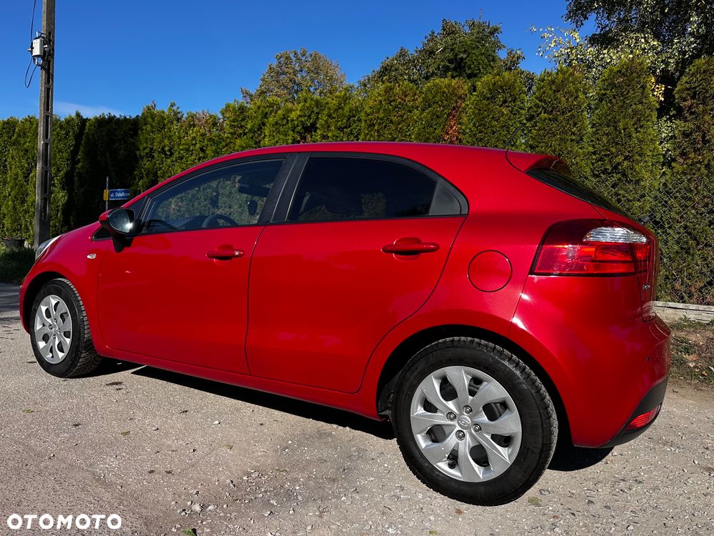 Kia Rio 1.2 Dream-Team Edition - 12