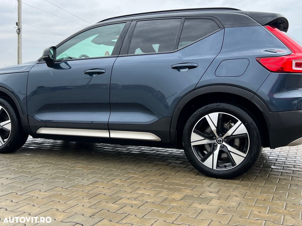 Volvo XC 40 Recharge Twin Motor AWD Plus - 9