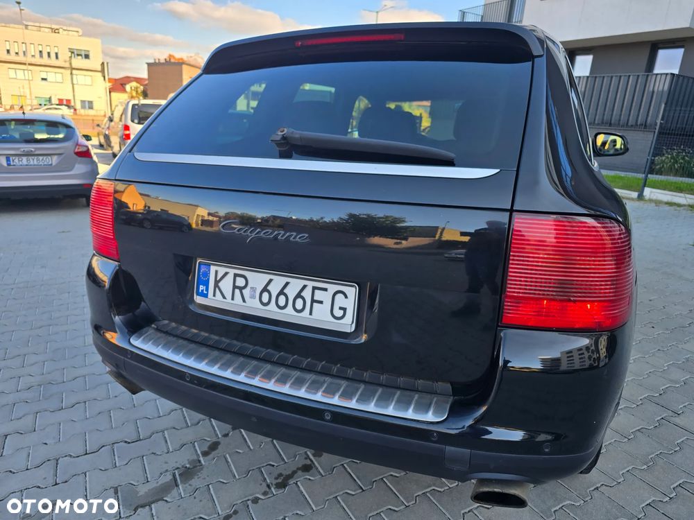 Porsche Cayenne Tiptronic S - 9