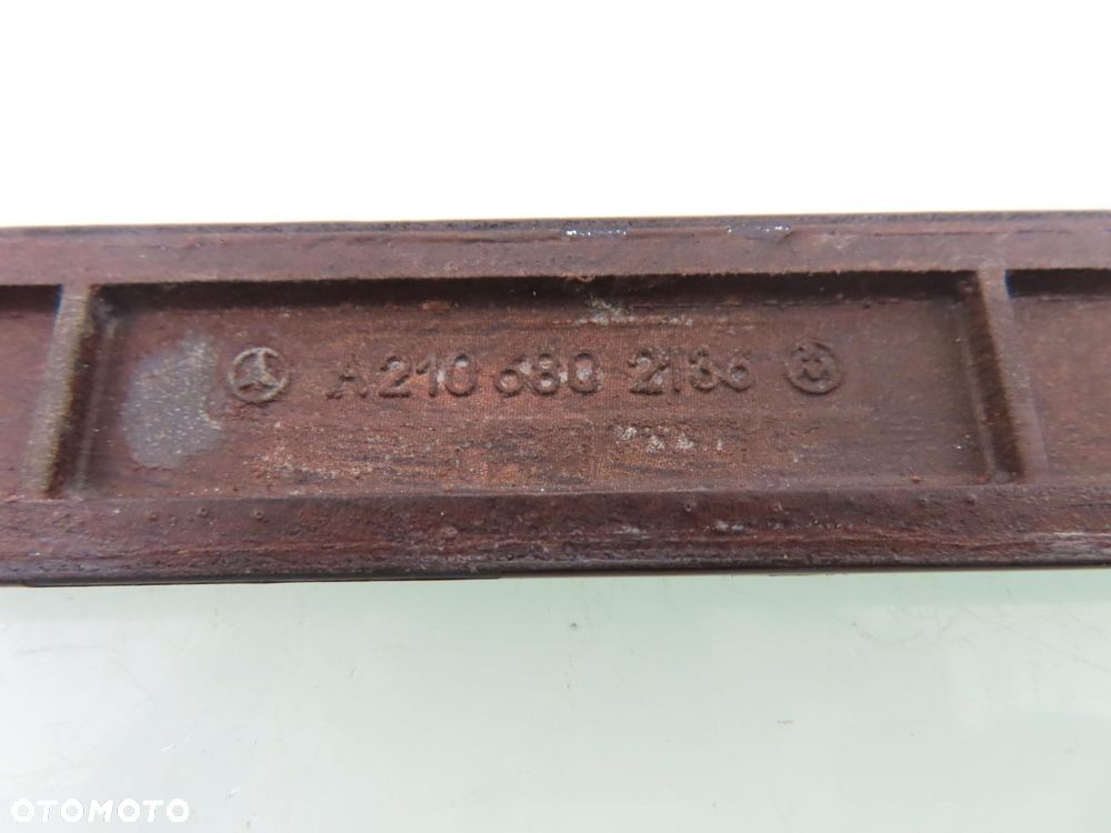 LISTWY DEKORY  DESKI MERCEDES W210 A2106802136 210820651 - 4