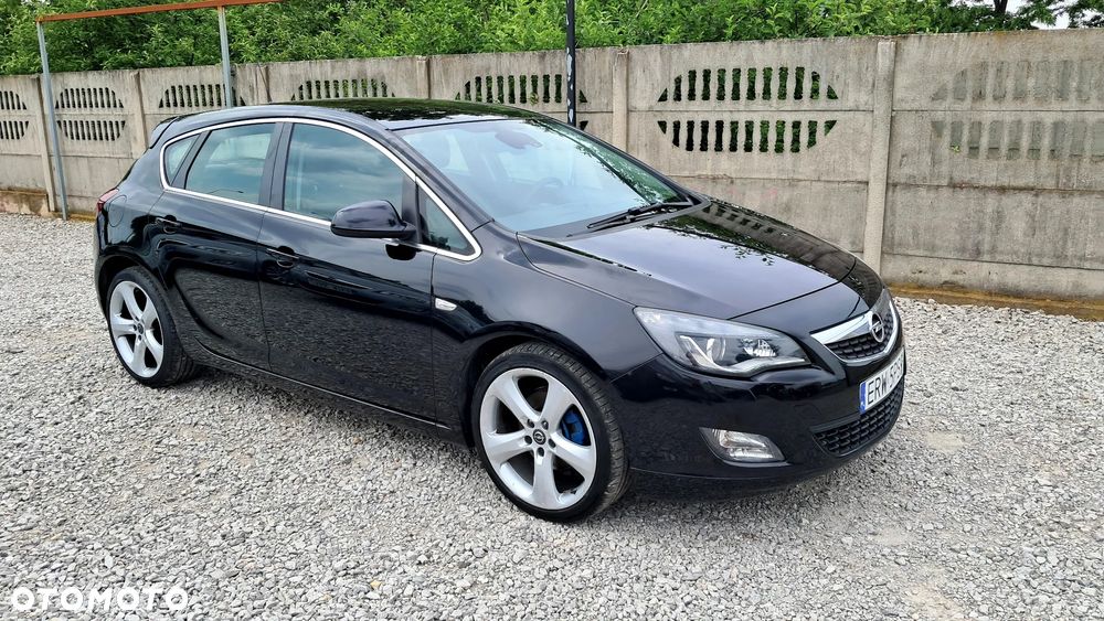 Opel Astra GTC 1.6 Turbo Edition - 11