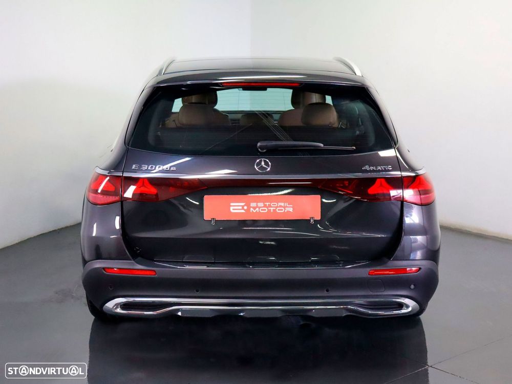 Mercedes-Benz E 300 de 4Matic All-Terrain - 4