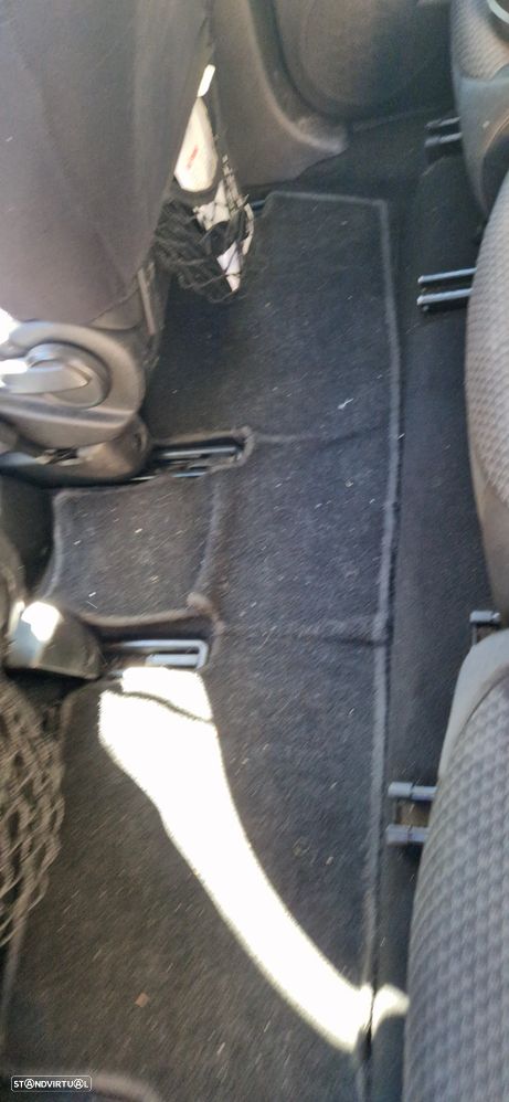 Citroën C4 Grand Picasso 1.6 HDi Confort - 4