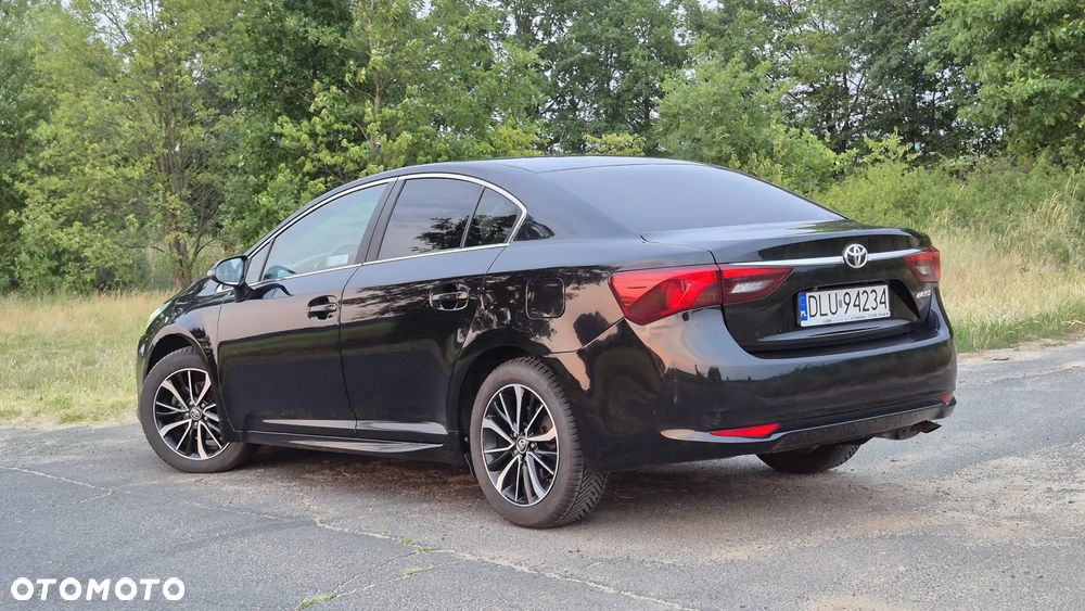 Toyota Avensis 1.8 Active MS - 9