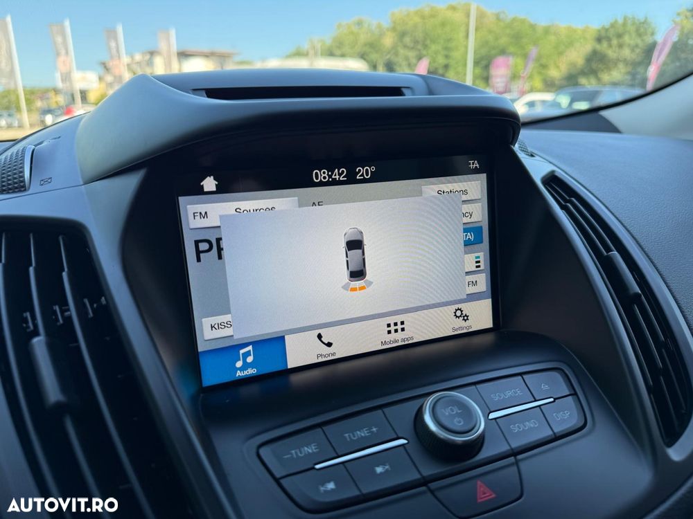 Ford Kuga - 17