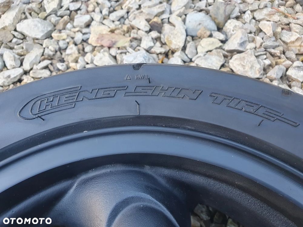 B120 C KYMCO AGILITY 125 2013 KOŁO TYLNE  130/70R12 - 4