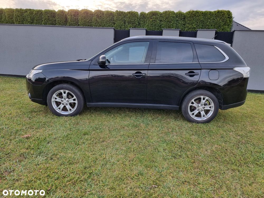 Mitsubishi Outlander 2.2 DI-D 2WD Invite - 8