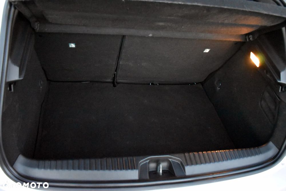 Renault Clio - 33