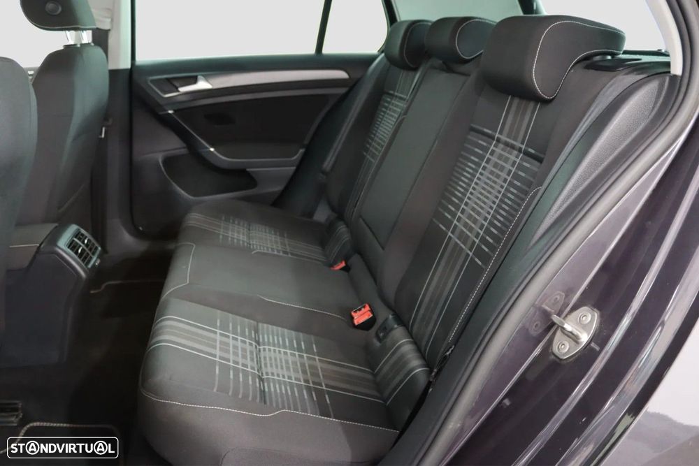 VW Golf 1.2 TSi BlueMotion Lounge - 12