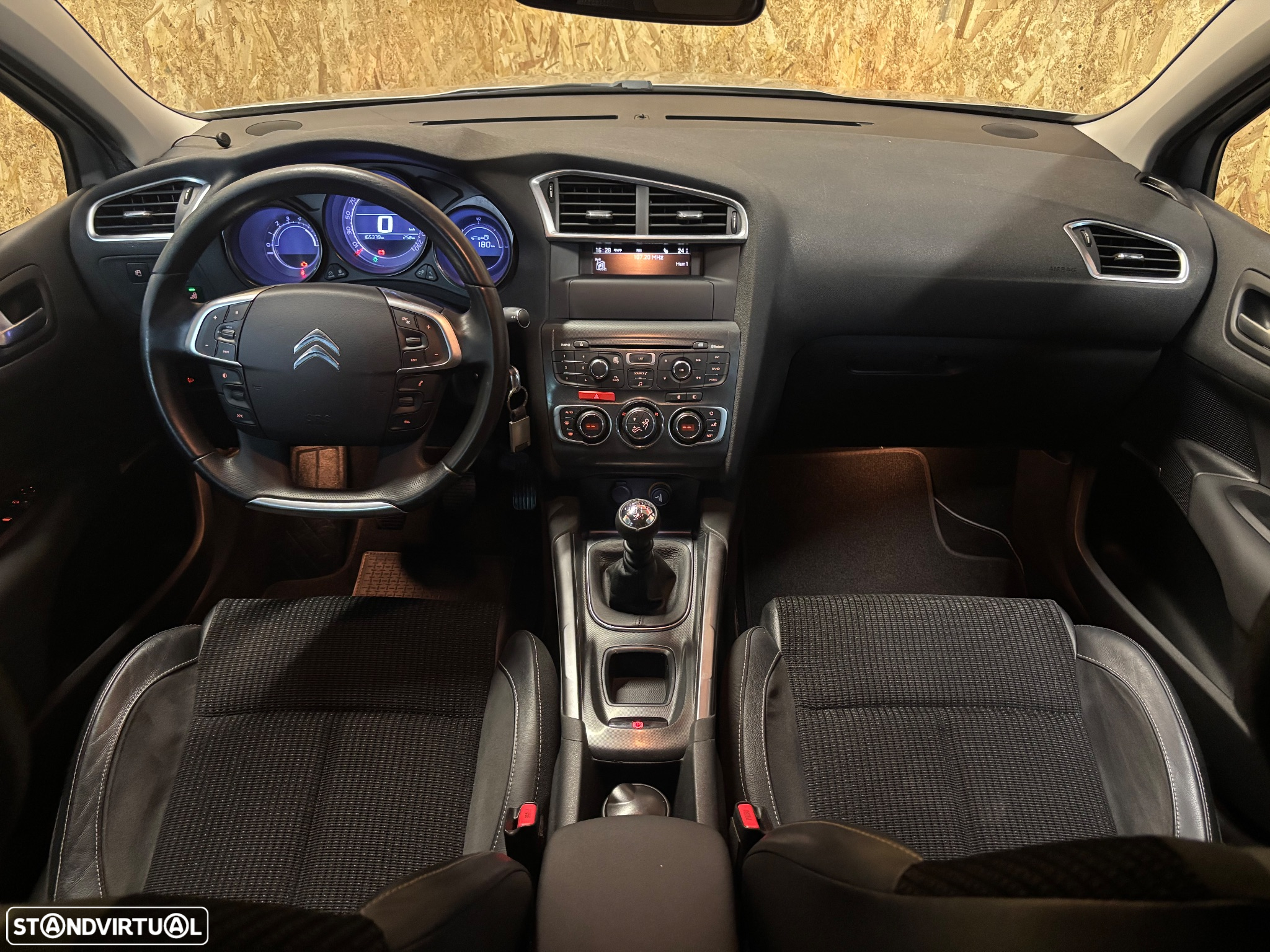 Citroën C4 1.6 e-HDi Exclusive - 15