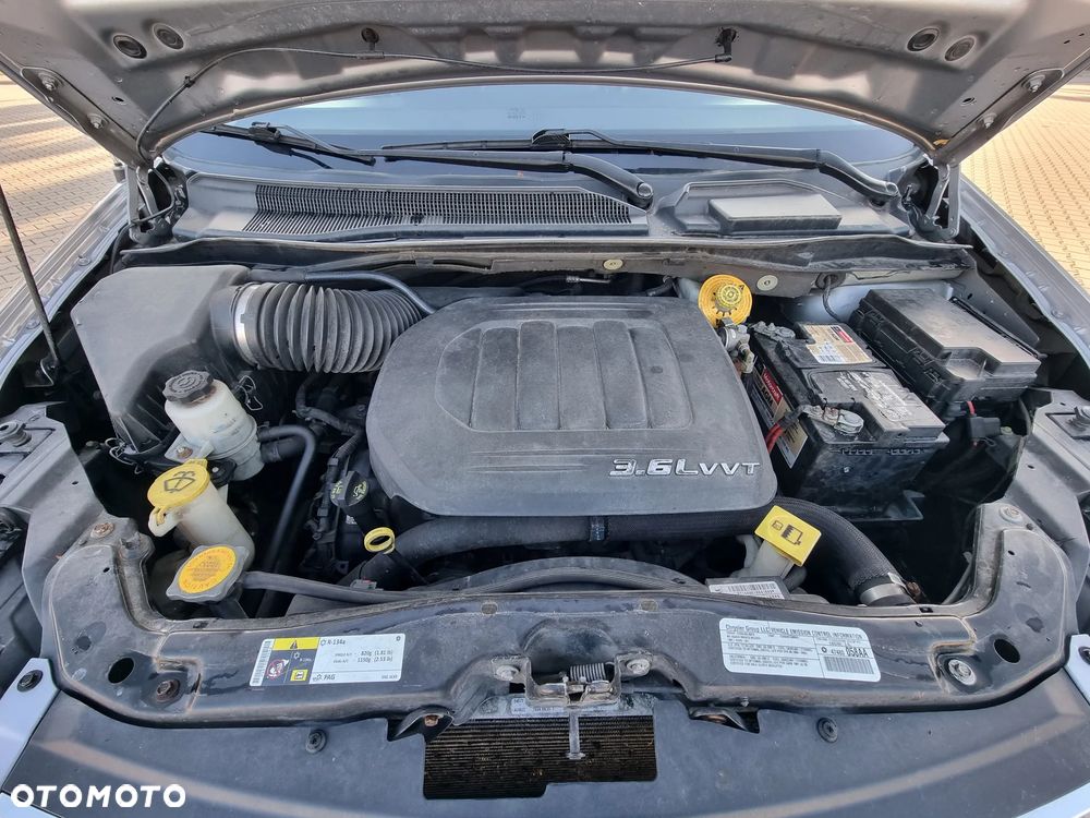 Chrysler Town & Country 3.6 Touring - 14