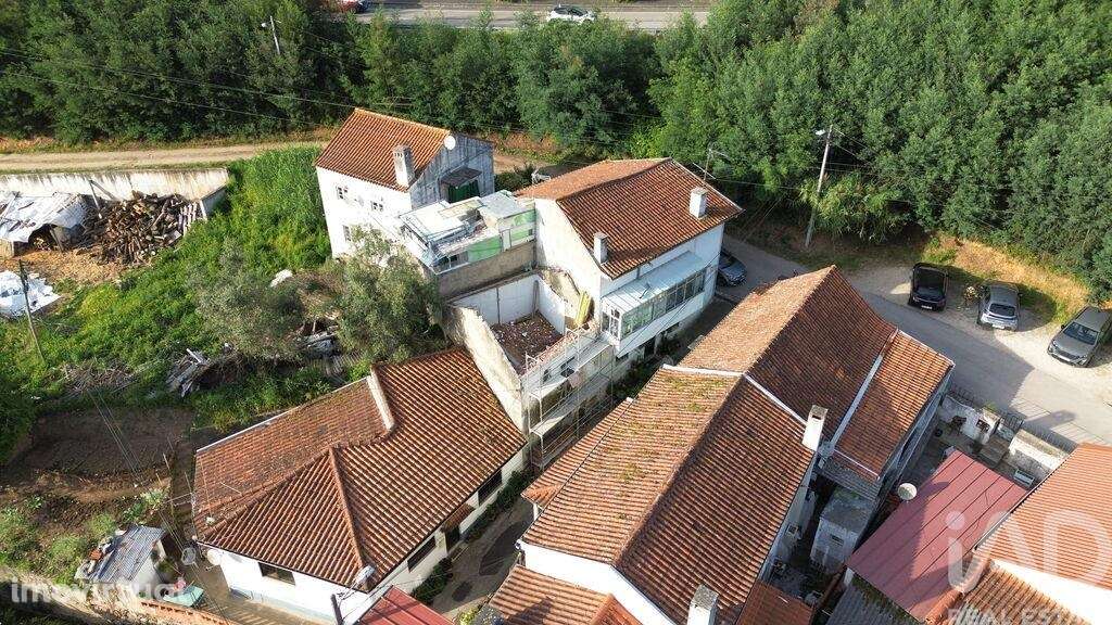 Moradia geminada T2 em Santo António dos Olivais de 60 m2 - Grande imagem: 3/21