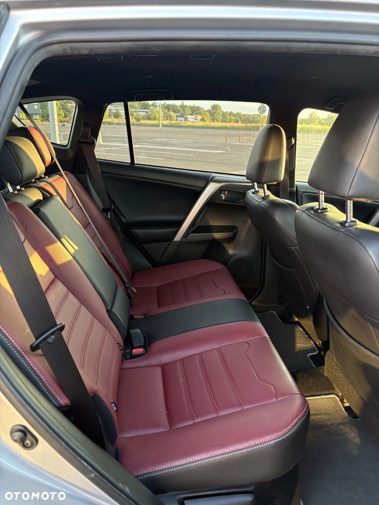 Toyota RAV4 - 13