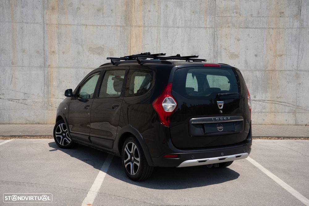 Dacia Lodgy 1.5 Blue dCi Stepway 7L - 2