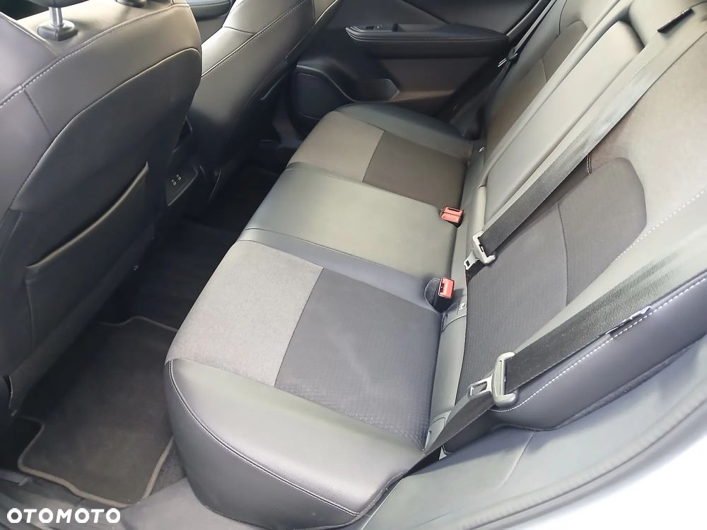 Nissan Qashqai 1.3 DIG-T mHEV N-Connecta Xtronic - 12