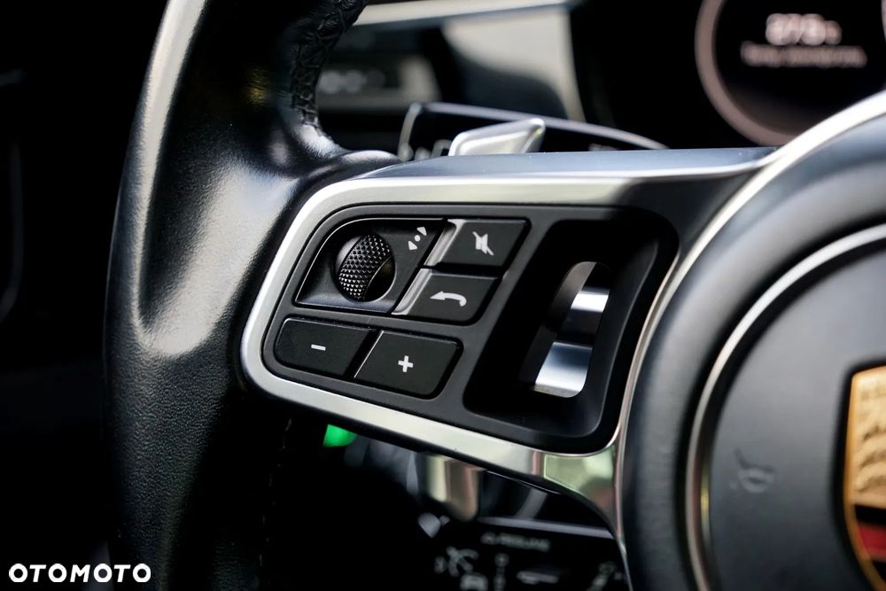 Porsche Panamera 4 - 29