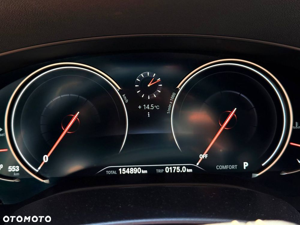 BMW Seria 5 520d Luxury Line - 16