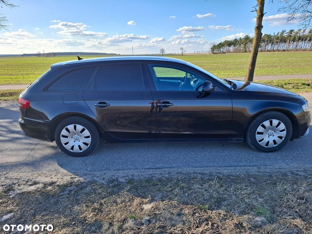 Audi A4 Avant 2.0 TDI DPF Ambition - 12