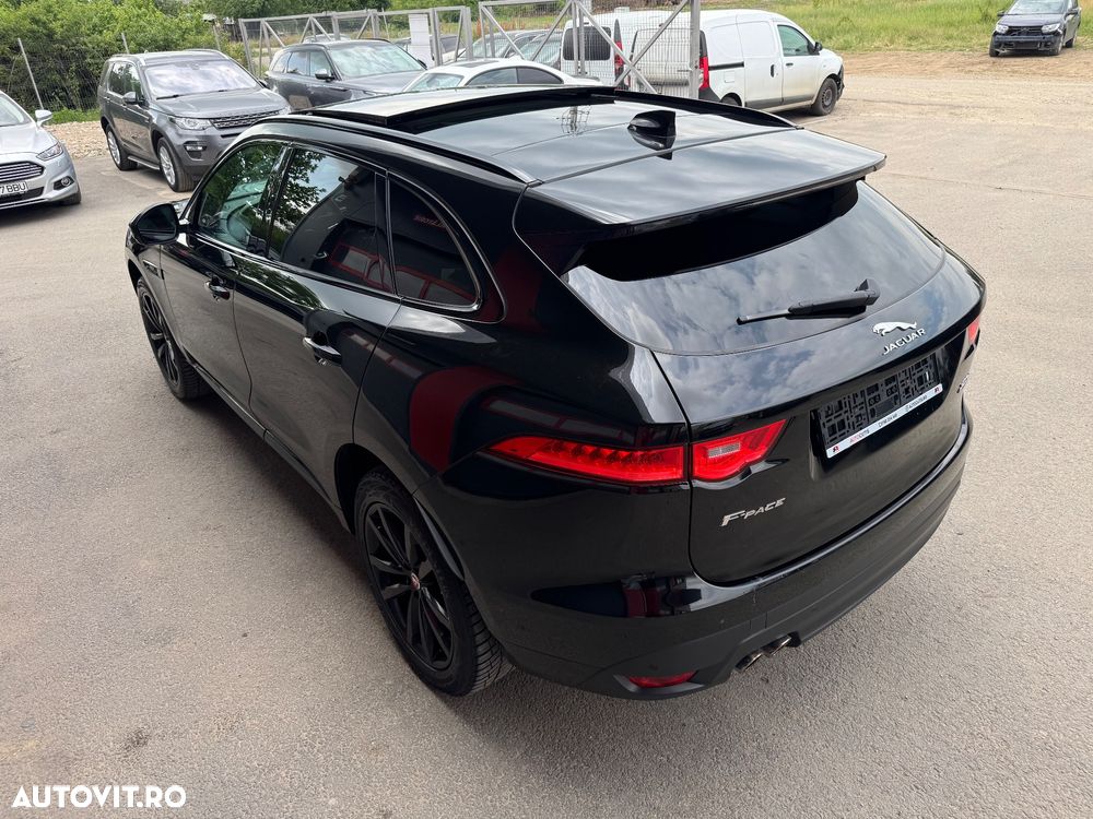 Jaguar F-Pace 20d AWD Aut. R-Sport - 16
