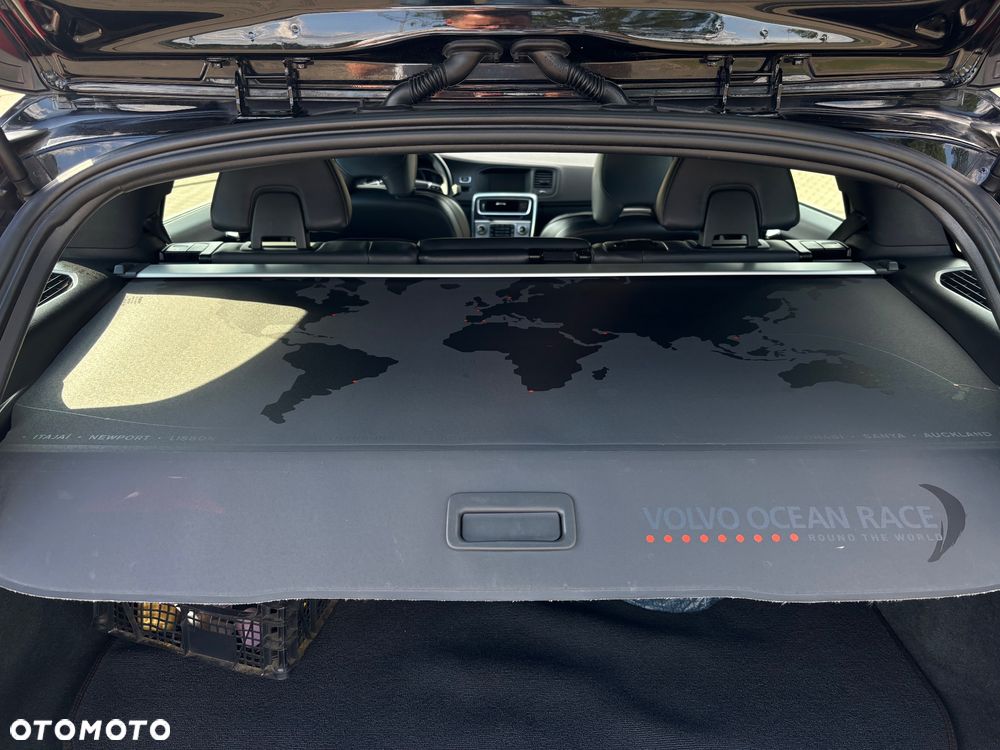 Volvo V60 ver-d3-drive--e-ocean-race - 18