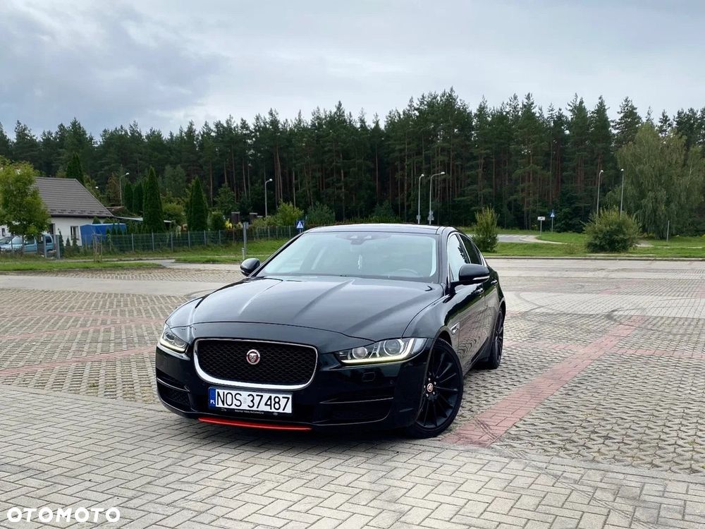 Jaguar XE 20d Prestige - 1
