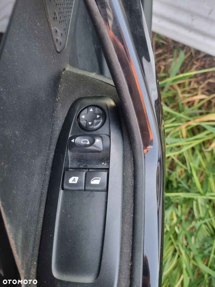 Peugeot 208 HDi 68 Access - 8