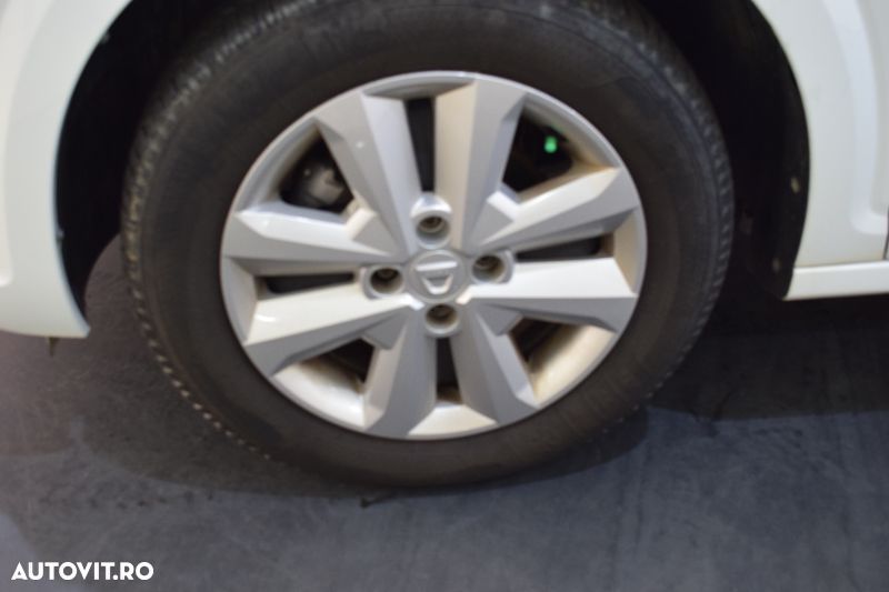 Dacia Logan TCe 90 MT6 Comfort - 5