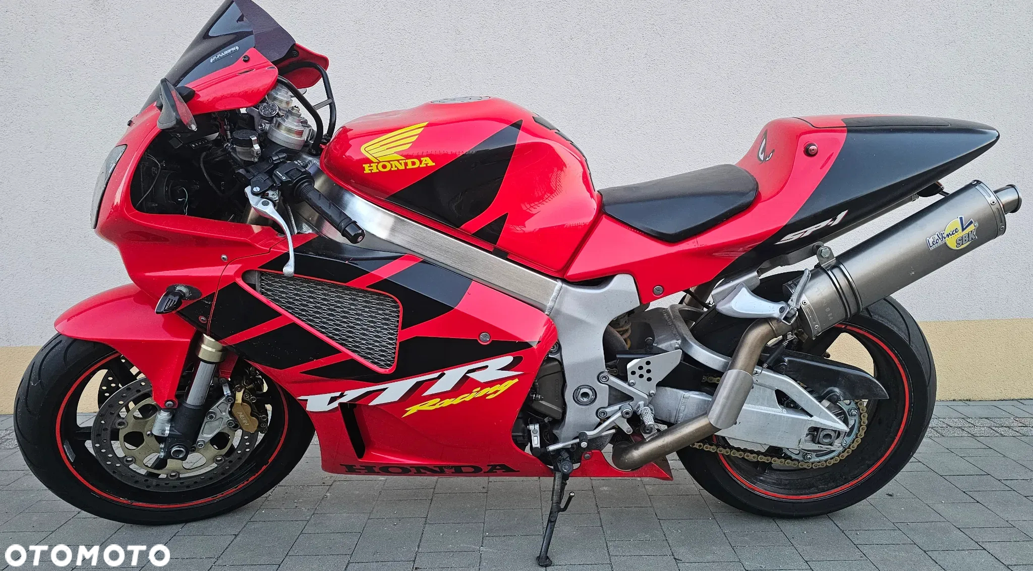 Honda VTR - 3