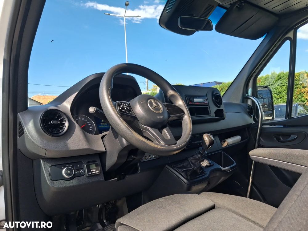 Mercedes-Benz Sprinter 516 CDI - 8